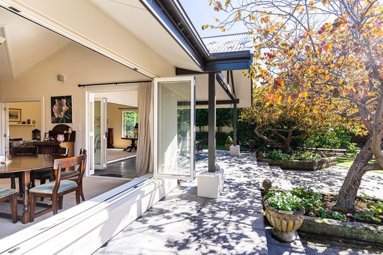 Photo of property in 3 Caccia Birch Lane, Hokowhitu, Palmerston North, 4410