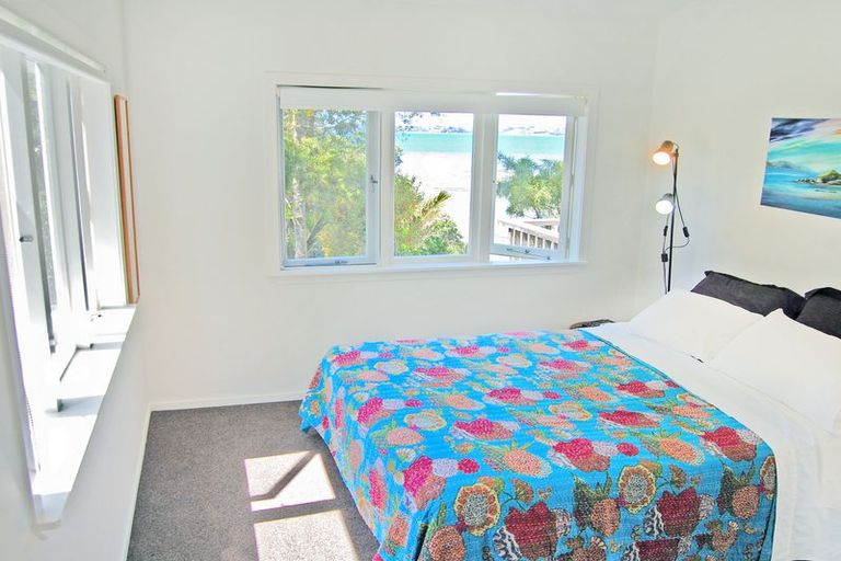 Photo of property in 62 Clinton Road, Tawharanui Peninsula, Matakana, 0986