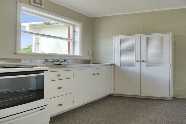 Photo of property in Oberon Flats, 48a Merton Street, Trentham, Upper Hutt, 5018