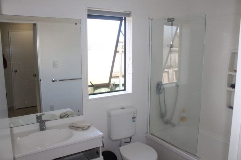 Photo of property in 307 Mahia Road, Weymouth, Auckland, 2103