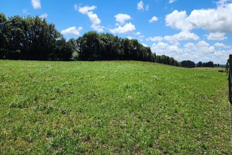 Photo of property in 5 Kakaramea Road, Kakaramea, Patea, 4598