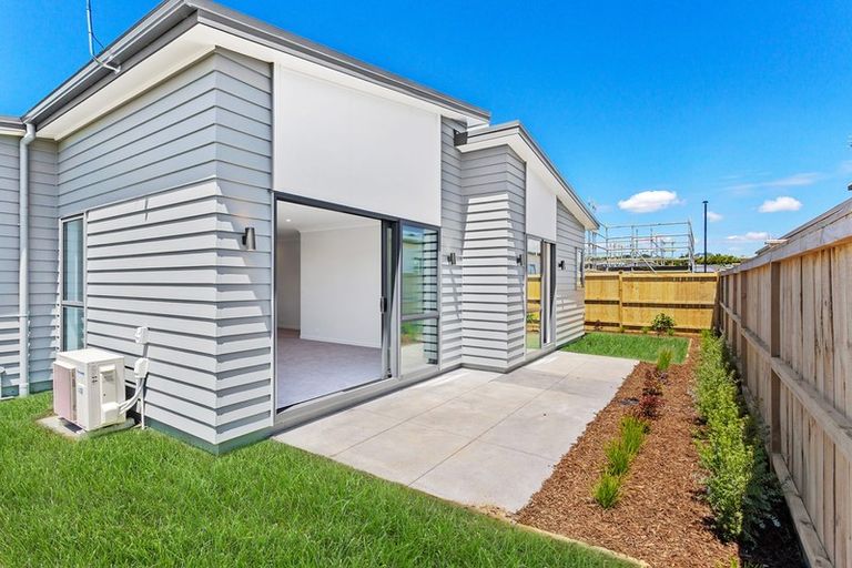 Photo of property in 32b Cadwil Drive, Beachlands, Auckland, 2018