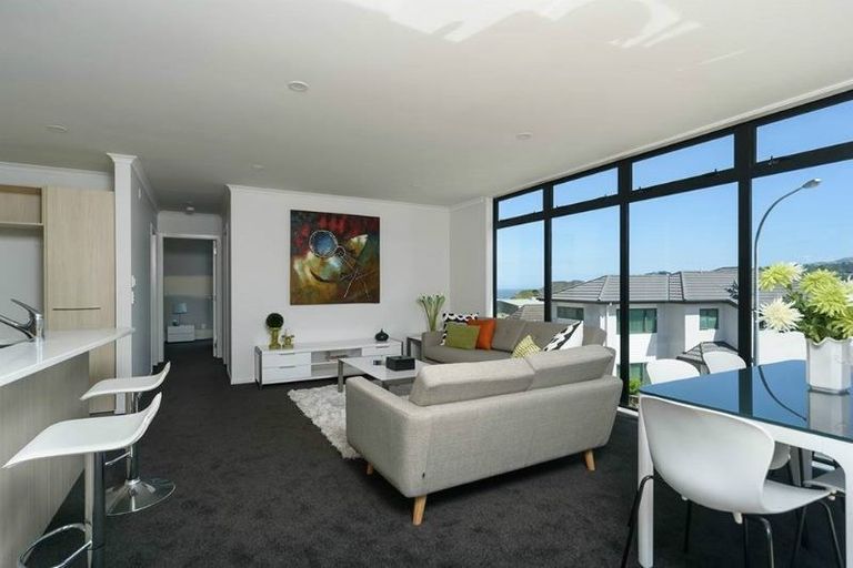 Photo of property in 3 Bunker Way, Strathmore Park, Wellington, 6022