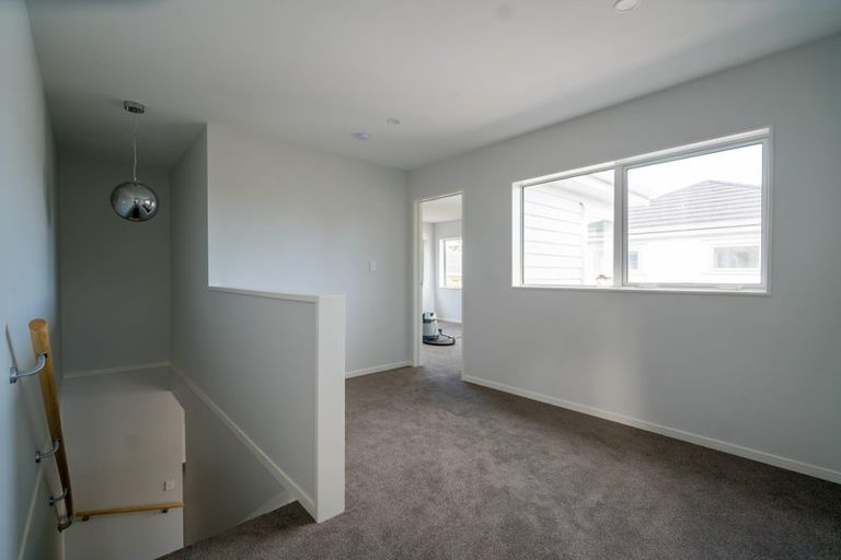 Photo of property in 19b Sorrel Crescent, Bucklands Beach, Auckland, 2012