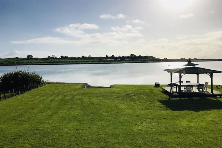 Photo of property in 249 Cove Road, Waipu, 0582