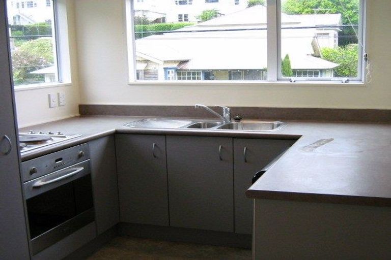 Photo of property in 52 Hohiria Road, Hataitai, Wellington, 6021