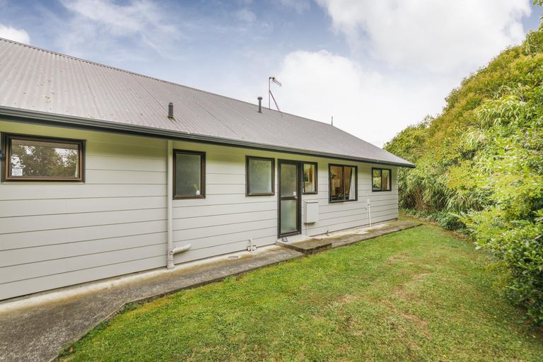 Photo of property in 16a Wood Street, Takaro, Palmerston North, 4410