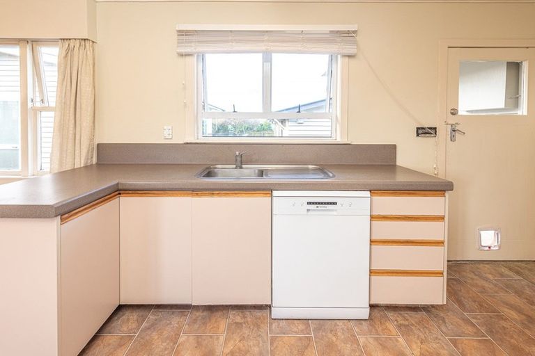 Photo of property in 76 Totara Street, Tawhero, Whanganui, 4501