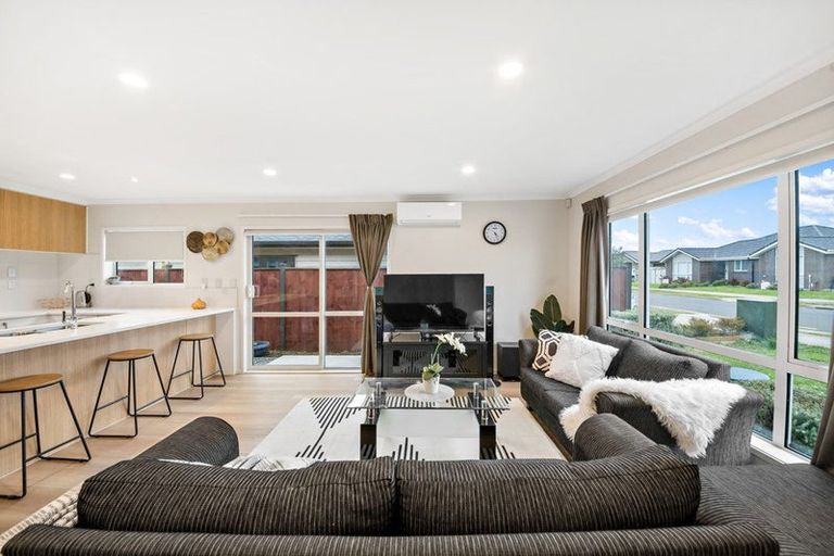 Photo of property in 33 Taepu Road, Pukekohe, 2120