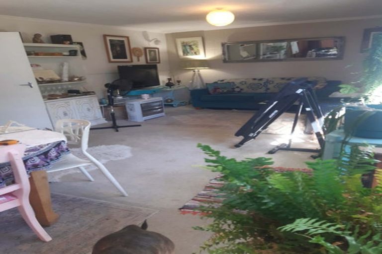 Photo of property in 7 Ranui Street, Waikawa, Picton, 7220