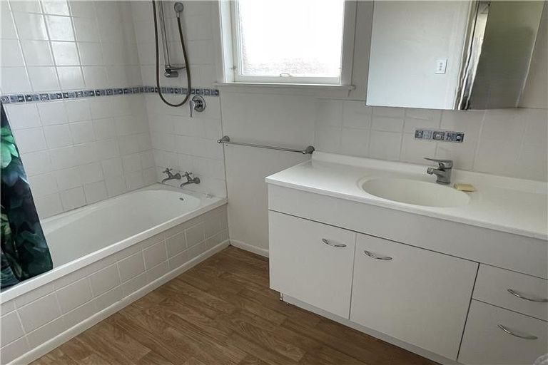 Photo of property in 58 Lewis Street, Glenview, Hamilton, 3206