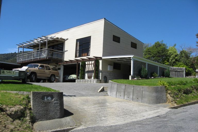 Photo of property in 14 Dorset Street, Picton, 7220