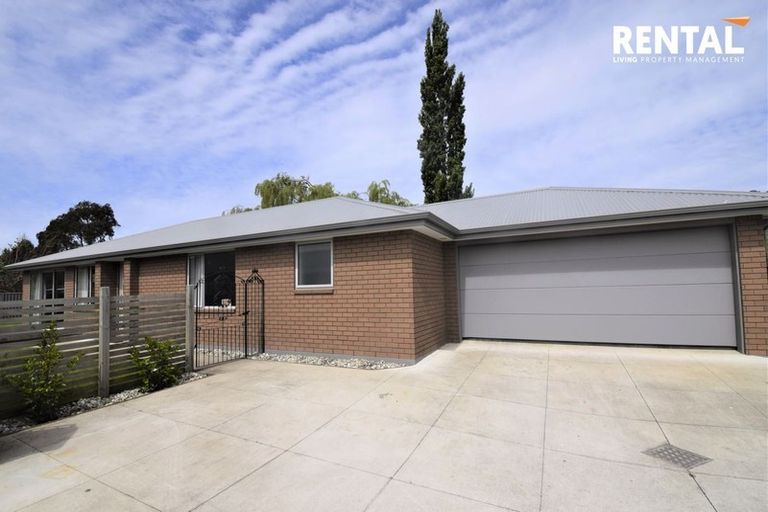 Photo of property in 4a Henderson Street, Mornington, Dunedin, 9011