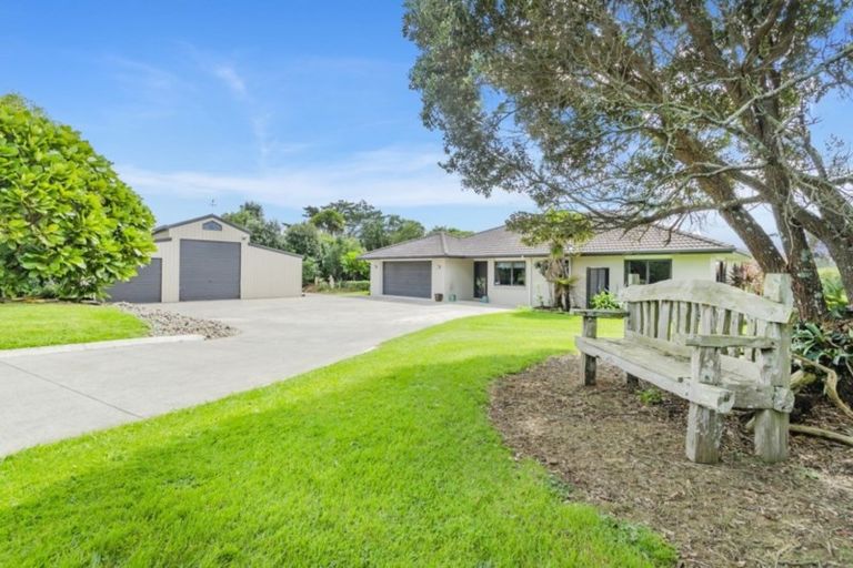 Photo of property in 3048 Awhitu Road, Awhitu, Waiuku, 2684