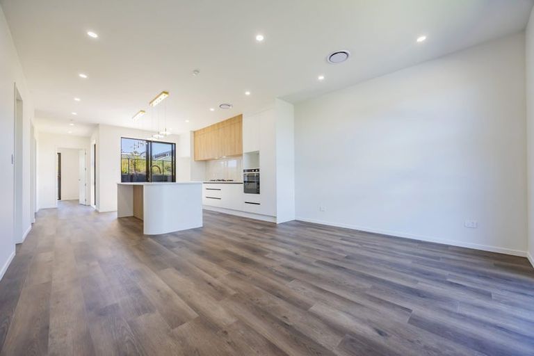 Photo of property in 89 Podgora Avenue, Huapai, Kumeu, 0810