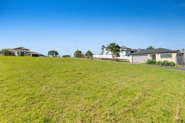 Photo of property in 337 Pinecrest Drive, Gulf Harbour, Whangaparaoa, 0930