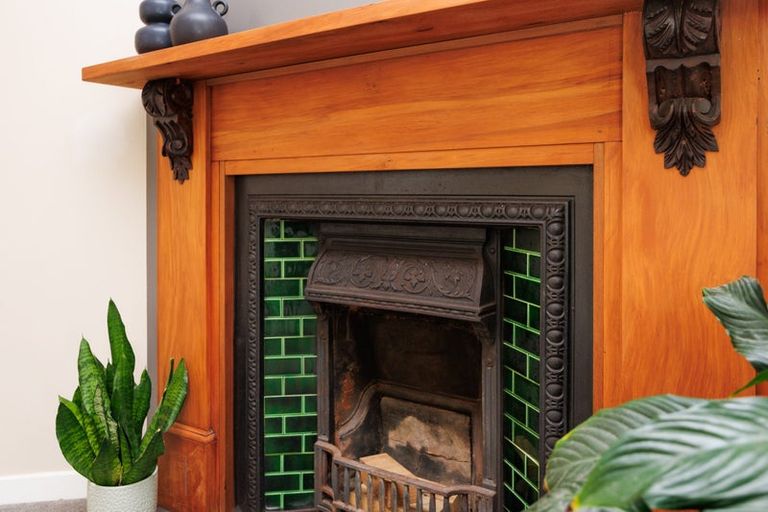 Photo of property in 17 Knowles Street, Terrace End, Palmerston North, 4410