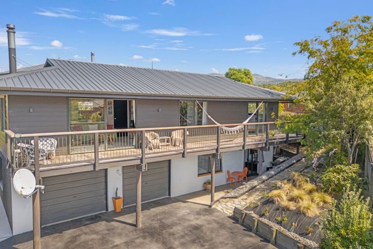 Photo of property in 15 Ranui Street, Waikawa, Picton, 7220