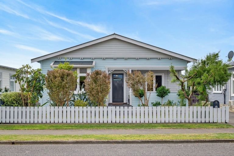 Photo of property in 13 Creagh Street, Te Awa, Napier, 4110