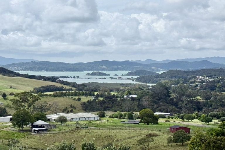 Photo of property in 157 Tui Glen Road, Haruru, 0204