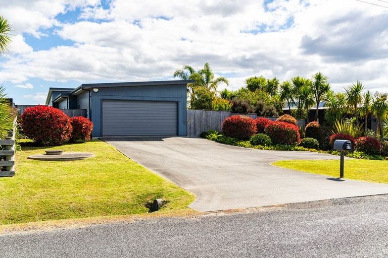 Photo of property in 64b Jack Boyd Drive, Mangawhai Heads, Kaiwaka, 0573
