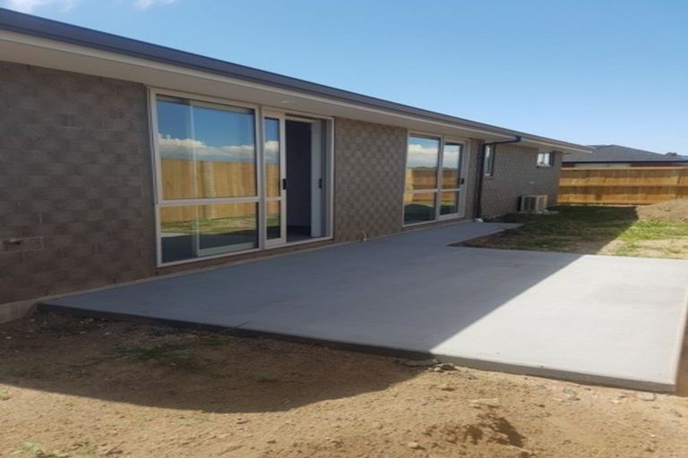 Photo of property in 72 Dunkeld Drive, Papamoa, 3118