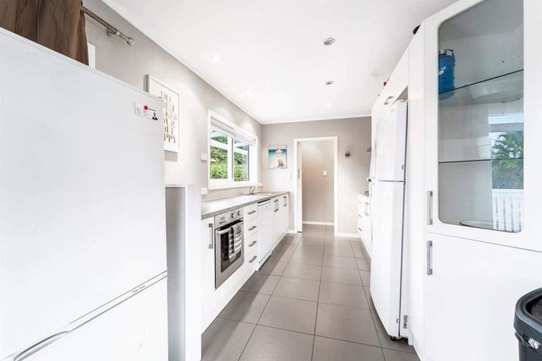 Photo of property in 56 Beulah Avenue, Rothesay Bay, Auckland, 0630