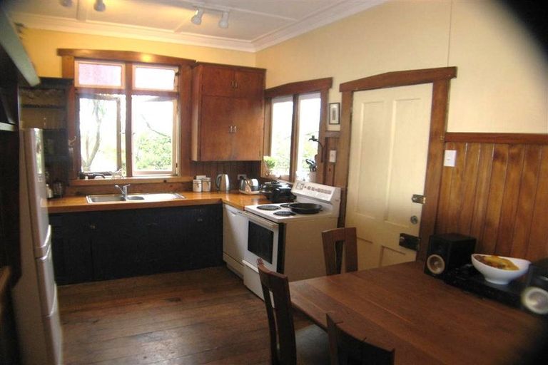 Photo of property in 19b Stafford Road, Northcote Point, Auckland, 0627