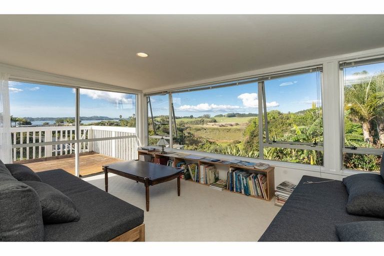 Photo of property in 75 Reinga Road, Kerikeri, 0230