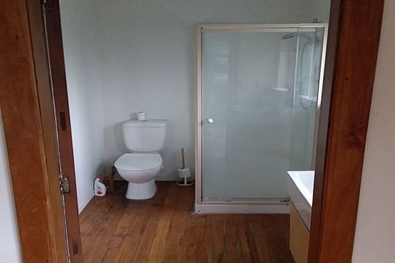 Photo of property in 18 Mccormacks Bay Road, Mount Pleasant, Christchurch, 8081