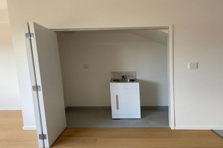 Photo of property in 3/28 Lavelle Road, Henderson, Auckland, 0612