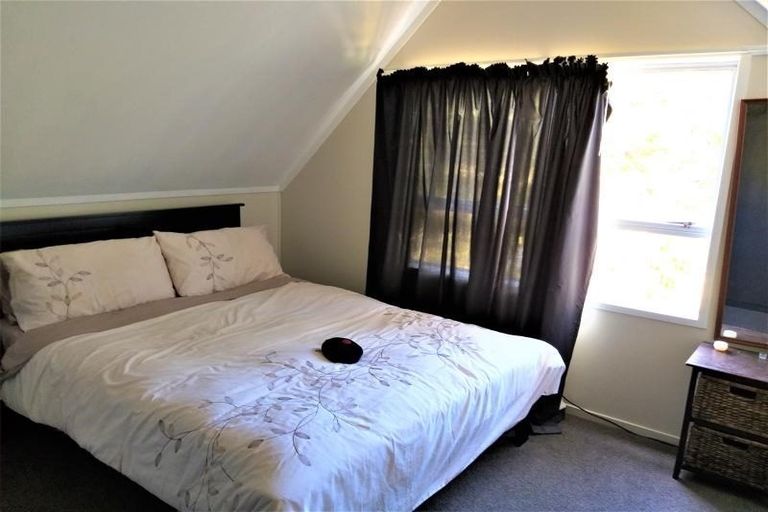 Photo of property in 1/18 Lynn Road, Bayview, Auckland, 0629