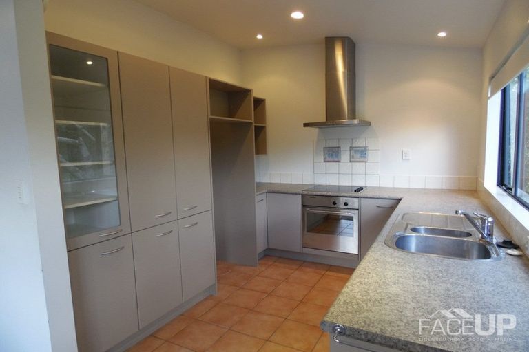 Photo of property in 56a Lagoon Way, West Harbour, Auckland, 0618