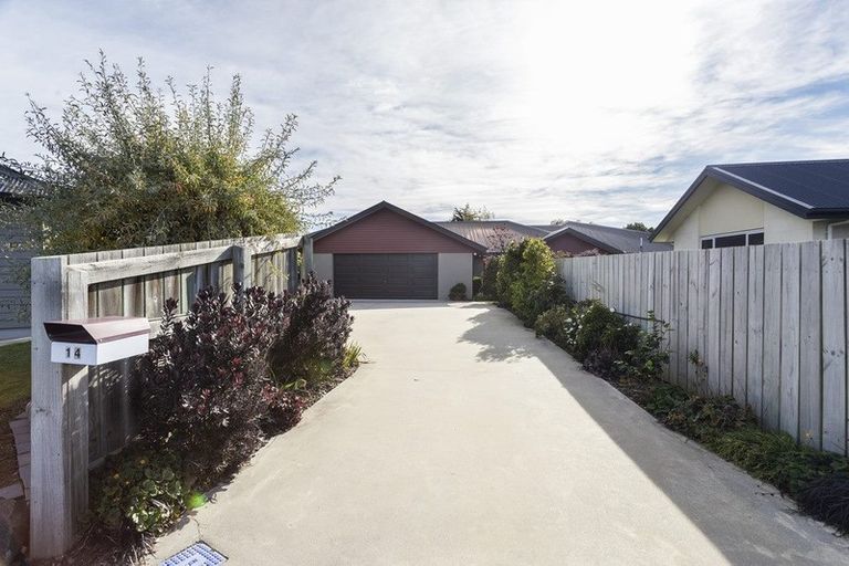 Photo of property in 14 North Ridge Drive, Oamaru North, Oamaru, 9400