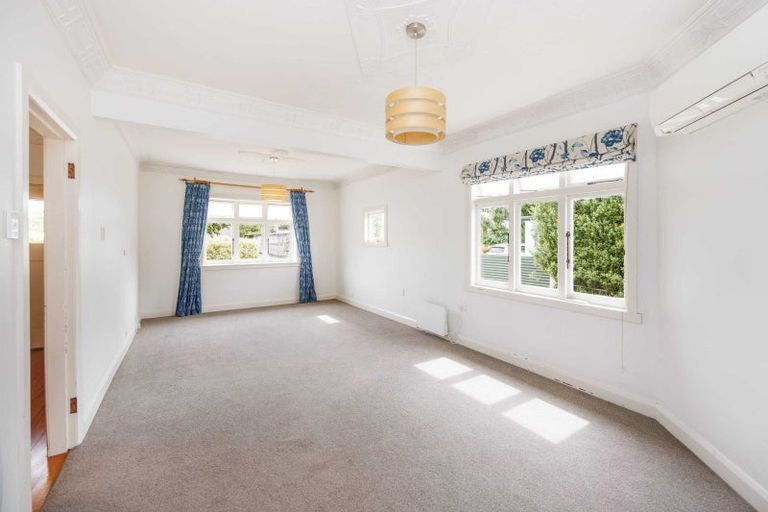 Photo of property in 30 Rongopai Street, Palmerston North, 4414
