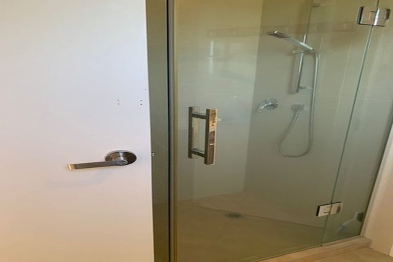 Photo of property in 21 Laquinta Place, Flat Bush, Auckland, 2019