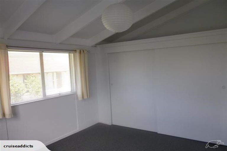 Photo of property in 2 Don Croot Street, Morningside, Auckland, 1021