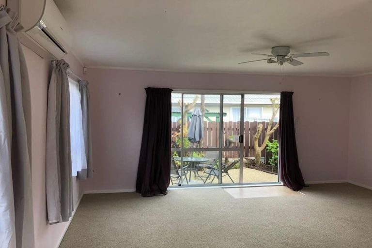 Photo of property in 24a Plunket Avenue, Petone, Lower Hutt, 5012