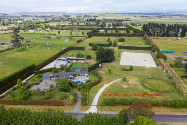 Photo of property in 33 Montana Road, Bridge Pa, Hastings, 4175