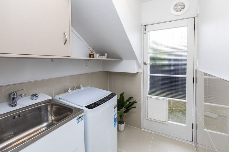Photo of property in 10 Inca Place, Redwood, Christchurch, 8051