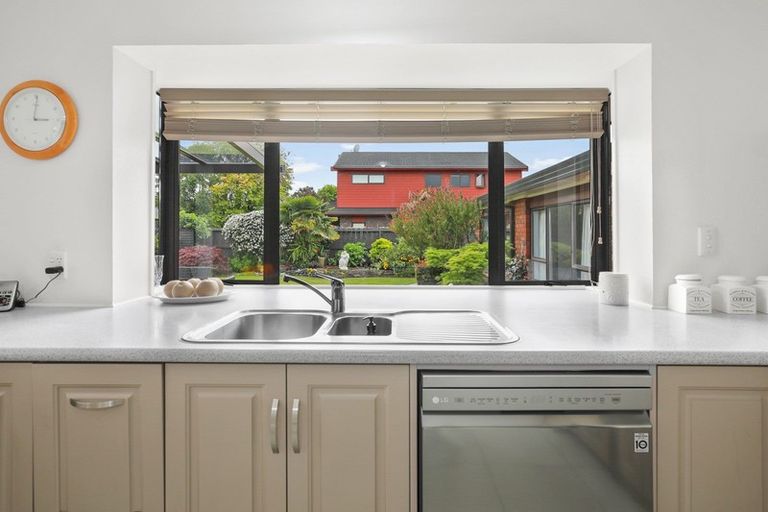 Photo of property in 7 Burn-murdoch Street, St Andrews, Hamilton, 3200