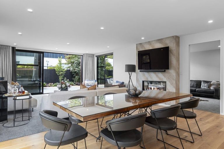 Photo of property in 20a Wroxton Terrace, Merivale, Christchurch, 8014