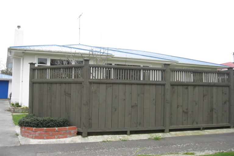 Photo of property in 74 Keeling Street, West End, Palmerston North, 4412