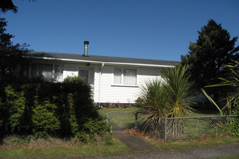 Photo of property in 11 Rangipoia Place, Turangi, 3334