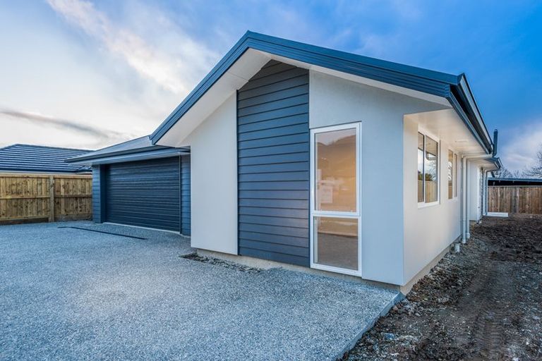 Photo of property in 6 Carmello Grove, Richmond, 7020