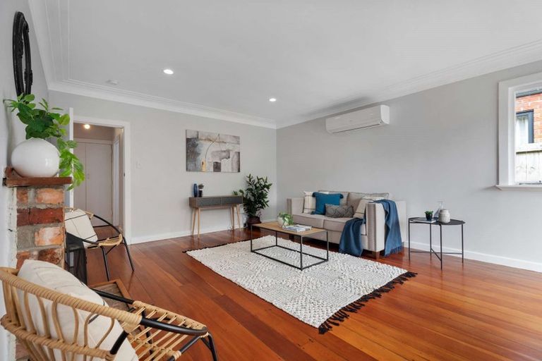 Photo of property in 1/12 Miro Street, New Lynn, Auckland, 0600