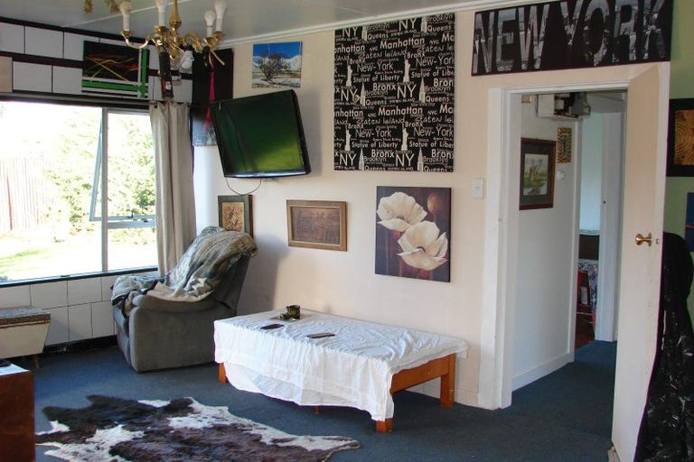 Photo of property in 16 Derby Street, Woodend, Invercargill, 9877