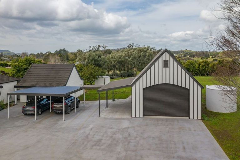Photo of property in 70 Edmonds Road, Kerikeri, 0293