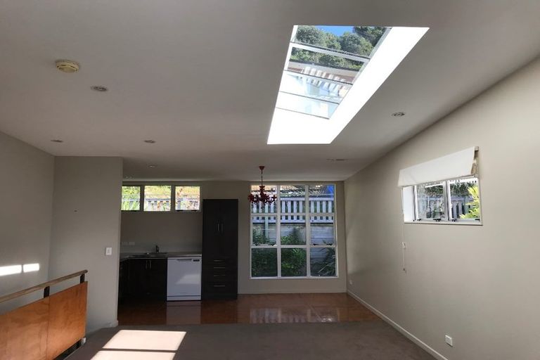 Photo of property in 4/306 Evans Bay Parade, Hataitai, Wellington, 6021