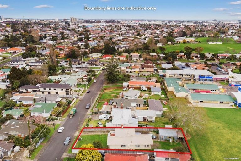 Photo of property in 14 Cornwall Road, Papatoetoe, Auckland, 2025